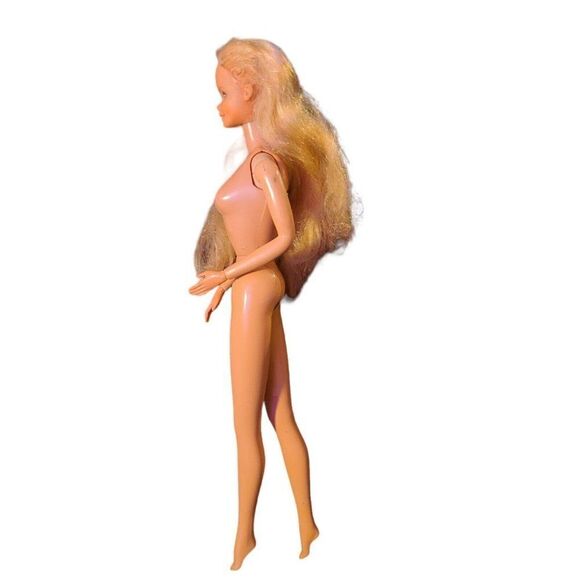 Vintage 1979 Mattel Beauty Secrets Barbie With Poseable Arms 1702 Blonde - Picture 3 of 13